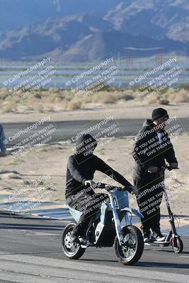 media/Jan-15-2026-Racers Edge (Thu) [[dfebeb70ab]]/1-Around the Pits-Track Walk/